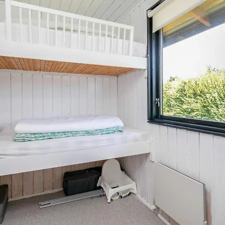 6 Person In * Hesselager